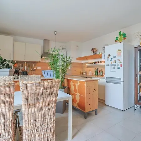 Air-conditioned South-facing * Hyeres